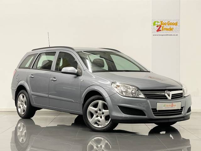 Vauxhall Astra 1.7 CDTi 16V Club [100] 5dr Estate Diesel Silver