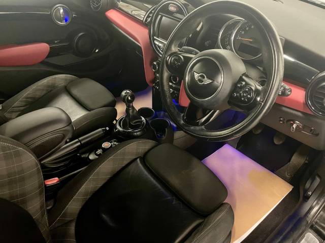 2016 Mini Hatchback 2.0 Cooper S D 5dr