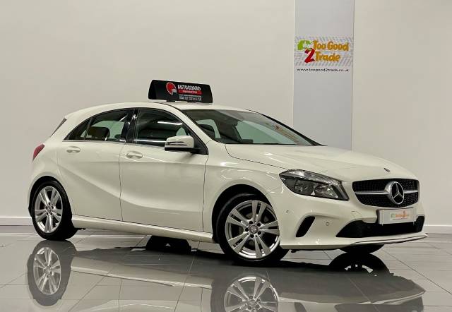 Mercedes-Benz A Class 1.5 A180d Sport Executive 5dr Hatchback Diesel White