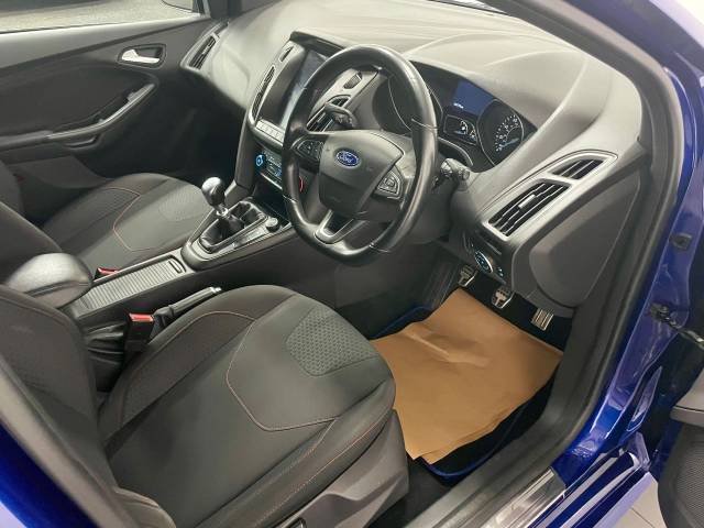 2017 Ford Focus 1.5 TDCi 120 ST-Line 5dr